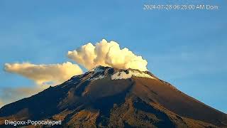 Impresionantes Estrellas Fugases Y Tremor Del Volcan Popocatepetl Esta Noche