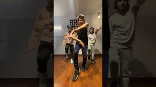 Ye kali Kali Aankhen _ Kumar Sanu #oldisgold #dance #tiktok #youtubeshorts #trend #bollywood #viral