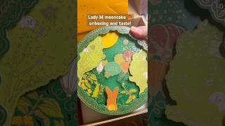 Lady M mooncake 🥮 unboxing and taste? 😅 hit or miss?