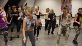 Класс от DanceHall Queen Елены Яткиной в Екатеринбурге