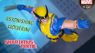 Marvel Legends 2024 Astonishing Wolverine 85 Years X-Men Comic Action Figure Review