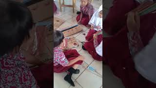 Keseruan Siswa Kelas 4 dalam Kegiatan Projek