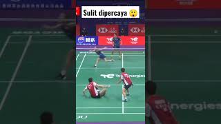 sulit dipercaya ternyata masih masuk 😲😂 #badminton #china #japan #unbelievable please subscribe me 👇