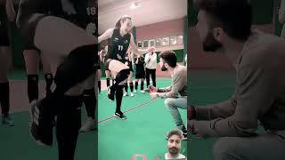 Zehra Gunes Cute Kiss 💋 you . #shorts #viral #volleyball