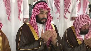 Leaders of Saudi Arabia serving at Makkah | @DeenFitYouths