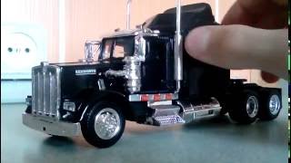 Kenworth W-900 "New Ray" 1:43