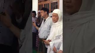 kenangan alm abah uci turtusi bersama habib umar  sedih lihat nya😭😭