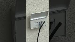 Wow check out this electricity plug here