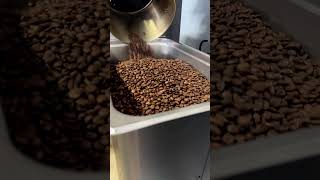 #freshroasted #freshroastedcoffee #coffee #roasted #roastedcoffeebeans #roastedcoffee