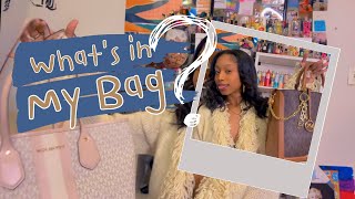 What’s In My Bag !?