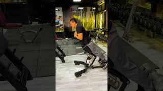 Hyperextension machine | افضل طريقة تلعب بيها تمرين القطنية