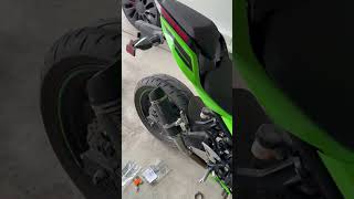 2023 Kawasaki Ninja 400 LeoVince slip-on exhaust. Before and after.