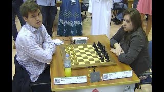 World Chess Champion Vs Best Female Chess Player!! Magnus Carlsen Vs Judit Polgar - Blitz Chess 2014