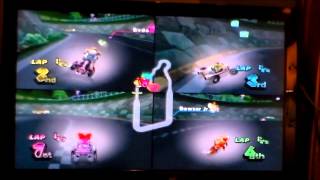 Gaming with AngeRaKels Mario Kart Wii