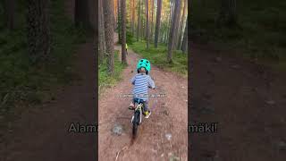 Vaikeinta vanhemmuudessa: päästää irti ja luottaa #vanhemmuus #mtb #taapero #perhe #kasvatus #lapsi