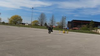 Recon Circles and Wheelie from a Stall