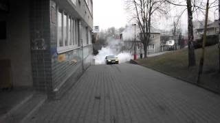 E36 320i Burnout