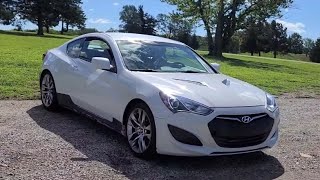 'clapped' 2013 Hyundai Genesis 2.0t R-spec (6spd) Walkaround and POV drive