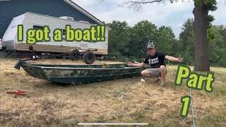 I got a boat! Part 1 of the restore