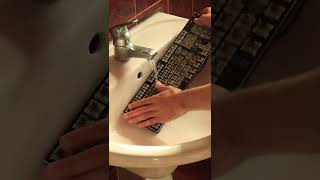 تنظيف الكيبورد keyboard cleaning #shorts #keyboard