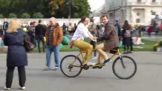 Tandem Cycling