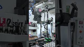 CNC Robotics and Machine Automation | Maschinenbestückung: Modulare Automation - Haas Fräszentrum