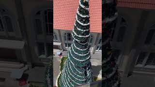 Big Christmas tree at ipoh perak by ELF team