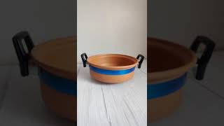 Clay Handi without lid 2.5 litre capacity.