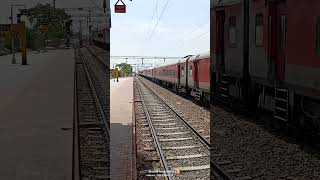 12708 || Andhra Pradesh Sampark Kranti Express (NZM) - (TPTY) Crossing at datia90KMPH #shorts #train