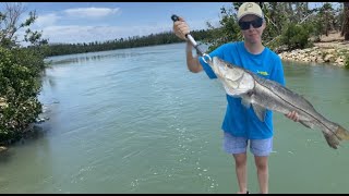 2 GIANT SNOOK !! (Fishing Sanibel Island)