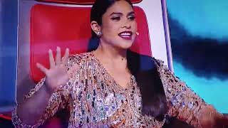 Noemi Avila cautivo al público con su expectacular presentación encendido el escenario voz peru