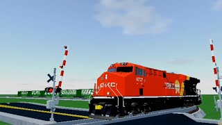 Triple CPKC leads a Centerbeam in Roblox RO Scale Sandbox