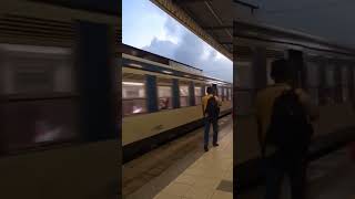 Uttara Devi Express train arriving to Jaffna Railway Station, Sri Lanka 🚆 🇱🇰