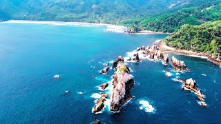 Pantai gigi hiu kelumbayan | Kabupaten Tanggamus | Lampung