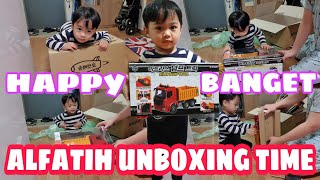 ALFATIH UNBOXING DUMP TRUCKS‼️ HAPPY SEKALI, TERIMA KASIH ABAH ❤