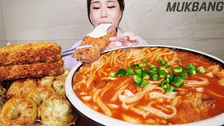 SUB) 매운게 땡기는 날 🌶얼큰한 김치 칼제비 ft.치즈돈까스 먹방 KIMCHI KALGUKSU NOODLES CHEESE CUTLET REAL SOUND ASMR MUKBANG