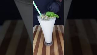 Banana smoothie #shorts #satisfying #asmr #recipe #fruitsmoothie #milkshake