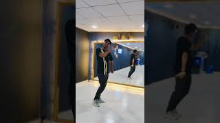 Bekar Dil Dance || Fighter || Hritik Roshan || Deepika padukon #viral #trendingdance #shortsvideo