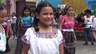 Danza del Rey Quiché - Guatemala niños Colegio