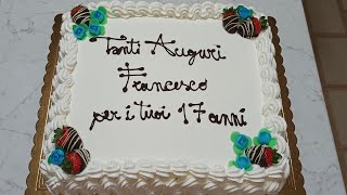 Torta di compleanno con doppia farcitura di crema chantilly all'italiana e al cioccolato