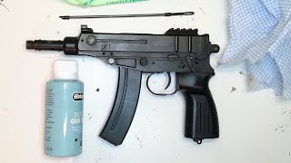 Cleaning An Airsoft Gun In Under 3 Minutes (Airsoft Guide)