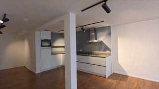 TE HUUR / FOR RENT Fraai stads appartement met balkon gelegen aan de Grote Houtstraat 9J in Haarlem