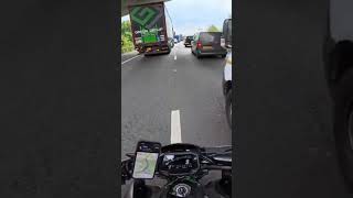 First time filtering on the motorway | Kawasaki Z900 | #kawasakiz900