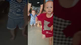 LUCU BAYI BELAJAR JALAN 😁 #shorts #short #ytshorts #shortvideo #shortsfeed #feed #fyp #ytshort #yt