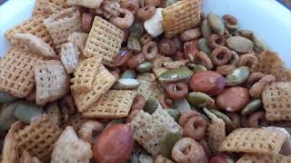 Party Snack Mix ♪┏(・o･)┛♪