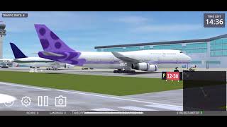 Airport Madness #1. Am I a bad ATC controller? CRASH = THE END OF THE VIDEO! Emirates Collector