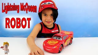 Ultimate Disney Cars 3 Lightning McQueen Robot by Sphero Toys