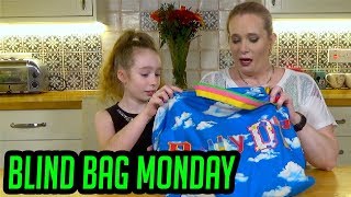 Blind Bag Monday - Episode 248 - Is Izzy Psychic???