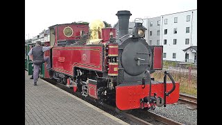 RD26022a(vid).  RUSSELL at Porthmadog Harbour Station.