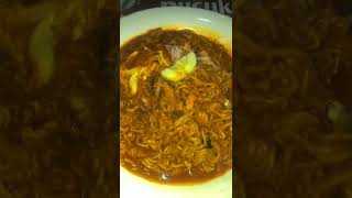 WOW COBAIN !! MAKAN INDOMIE PAKAI BUMBU MIE ACEH..#shorts #gofood #foodindonesia #indomie